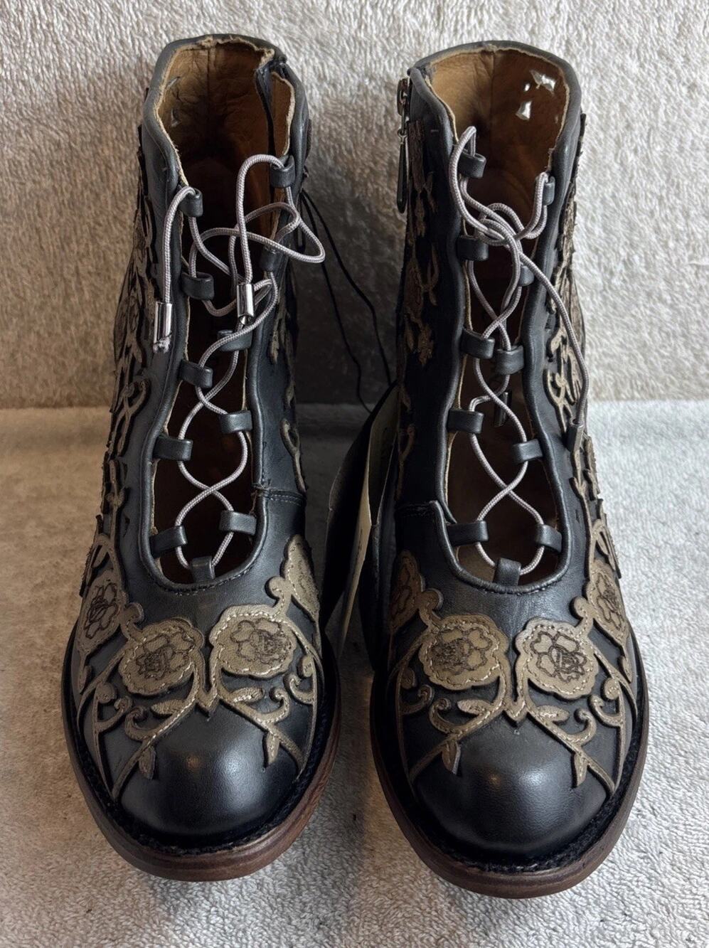 CUADRA WOMEN WESTERN FLORAL EMBROIDERY BOOTIE LEATHER SIZE 8.5 M 66417 No Box
